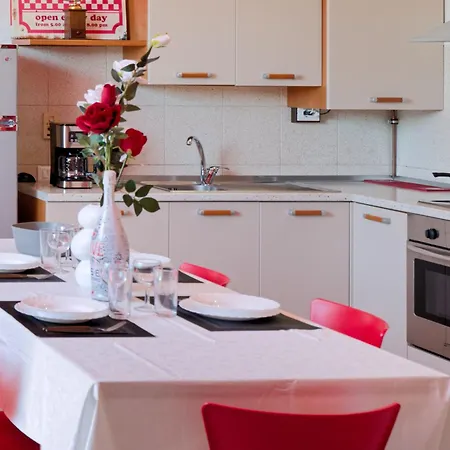 Apartment Medievale 2 *